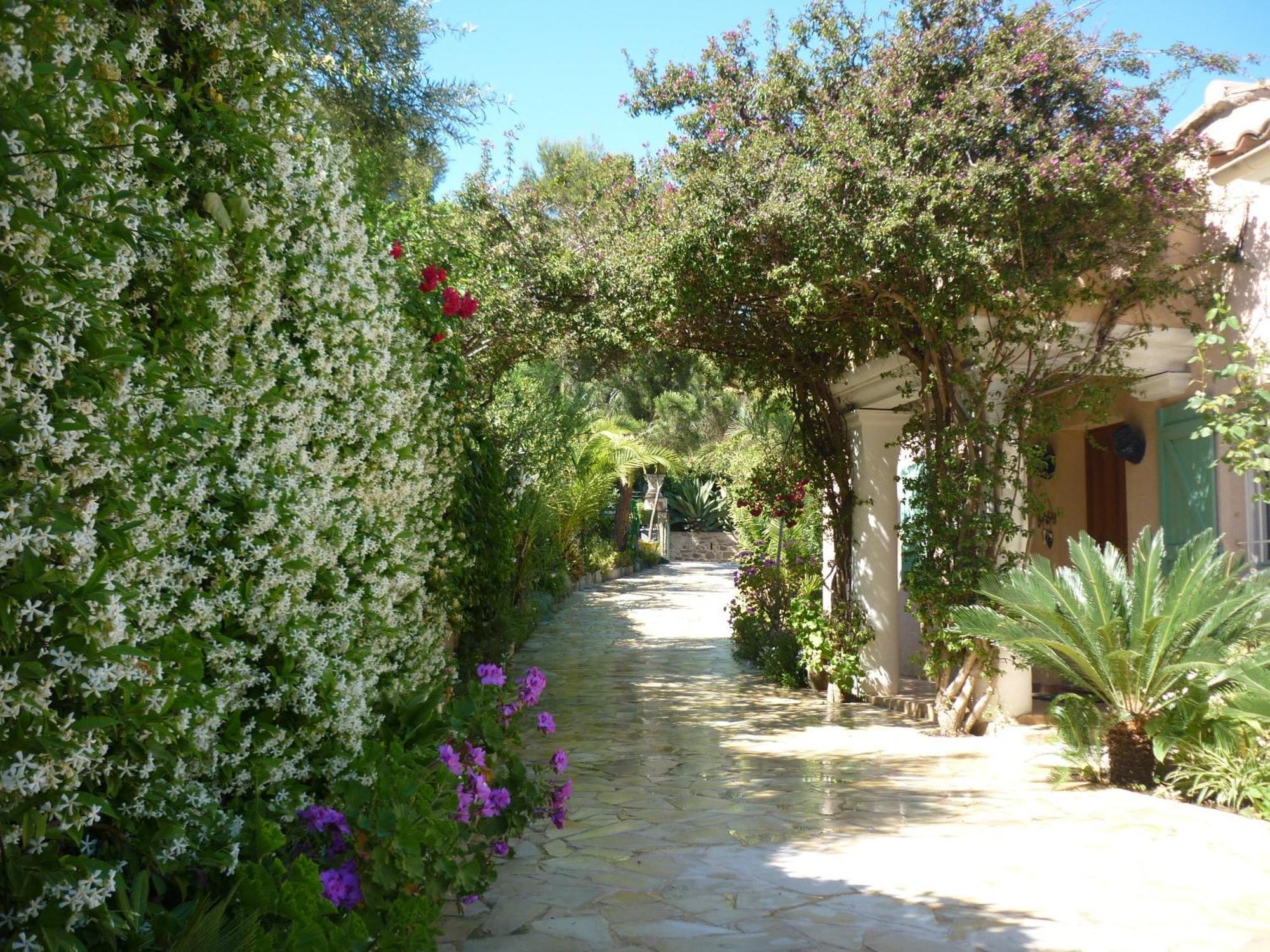 Villa Provencale A Sainte Maxime, Golf De Saint Tropez מראה חיצוני תמונה
